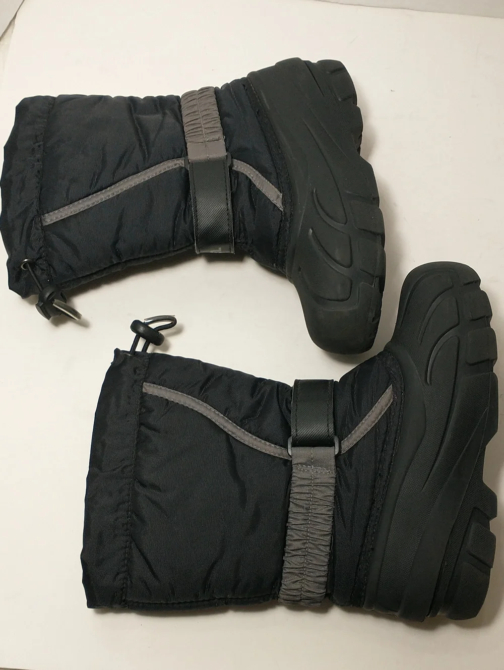 Sorel Flurry Winter Boot, Waterproof/ Warm, Size 2, Black, Removable Felt Liners